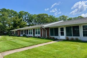 42D TRENT CT 42D, BROOKHAVEN, NY