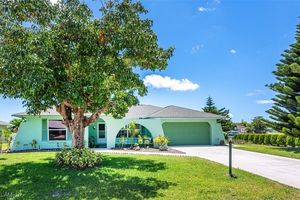 938 CHARLEMAGNE BLVD, NAPLES, FL