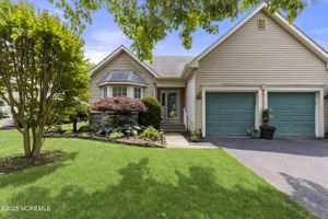 5 ROSEWOOD DR, LAKEWOOD, NJ