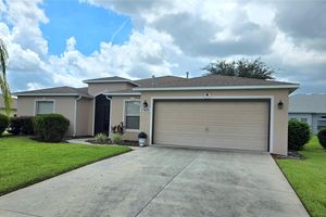 27435 STONEY BROOK DR, LEESBURG, FL