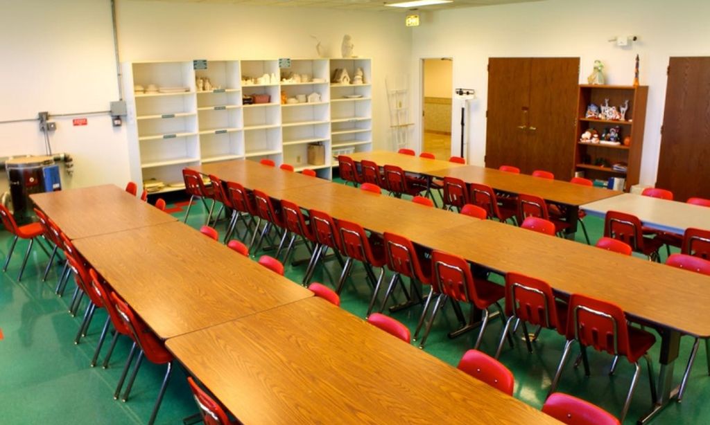 Arts & Crafts Studio