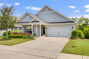 557 LIGHTNING BUG LN, FREEPORT, FL
