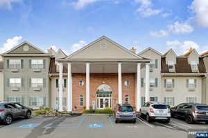 6315 RICHMOND RD, WEST MILFORD, NJ