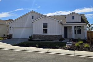 1351 CRESCENT AVE, MANTECA, CA