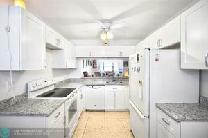 7634 TAHITI LN APT 104, LAKE WORTH, FL