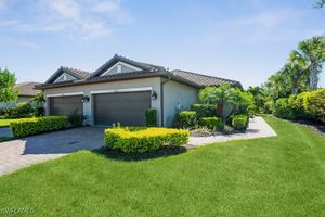 8070 CALLE CANOVAS CT, NAPLES, FL