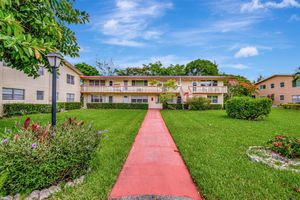 47 CAMDEN B, WEST PALM BEACH, FL