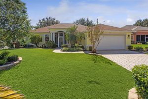 25633 LAUREL VALLEY RD, LEESBURG, FL