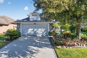 2331 WAKEFIELD WAY, MOUNT DORA, FL