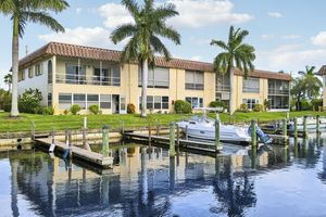 2600 S KANNER HWY Q8, STUART, FL