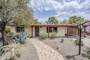 220 E LOS MANGOS, GREEN VALLEY, AZ