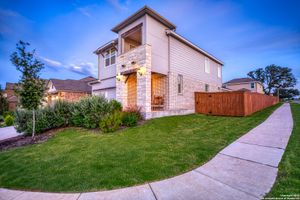 2069 FLAMETREE AVE, NEW BRAUNFELS, TX