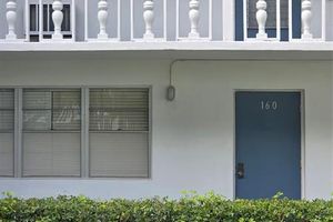 160 MARKHAM H H, DEERFIELD BEACH, FL