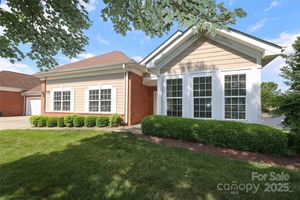 2114 N CASTLE CT, MATTHEWS, NC