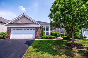 3907 EAGLE RIDGE DR, ELGIN, IL