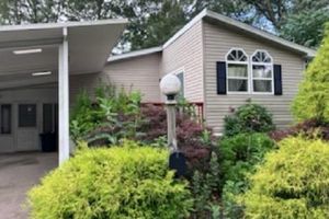 1661 OLD COUNTRY RD 120, RIVERHEAD, NY