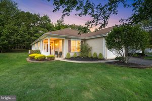 8 WHITECAPS TER, BARNEGAT, NJ