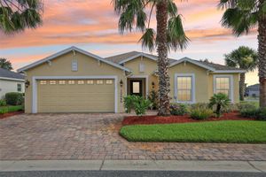 10046 KETCH KAY LN, OXFORD, FL
