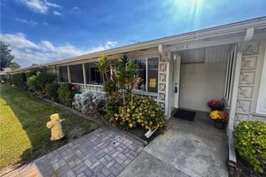 13081 OAK HILLS DR # M9-223I, SEAL BEACH, CA