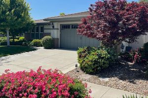 2473 DUTCHWOOD LN, MANTECA, CA