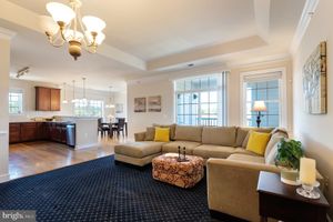 15251 ROYAL CREST DR APT 306, HAYMARKET, VA