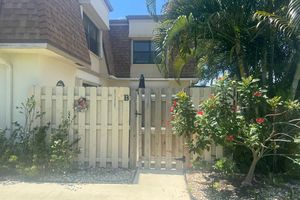 2633 NW 7TH CT B, DELRAY BEACH, FL