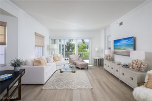 815 BENTWATER CIR 101, NAPLES, FL