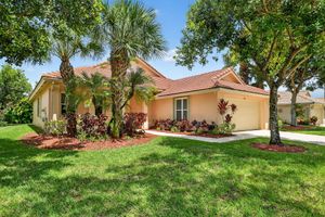 9141 BAY HARBOUR CIR, WEST PALM BEACH, FL