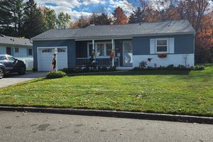 35 EDINBURGH DR, TOMS RIVER, NJ
