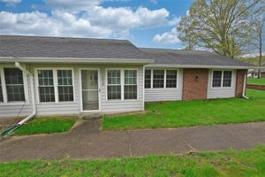 69 ENFIELD CT B, RIDGE, NY