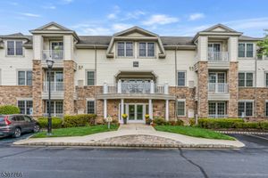 259 VICTORIA DR, BRIDGEWATER, NJ