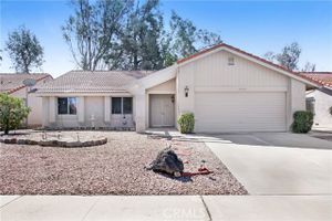 1925 SILVER OAK WAY, HEMET, CA