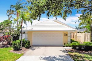 542 CLUBSIDE CIR 20, VENICE, FL