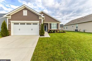504 CASTLEBAY DR, WILLIAMSTOWN, NJ