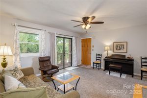 103 OAKWOOD PL APT 4, HENDERSONVILLE, NC