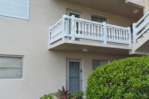 2811 GARDEN DR S APT 201, PALM SPRINGS, FL