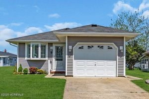 7 VENEZIA ST, TOMS RIVER, NJ