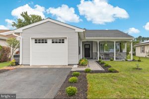 7 PICARDY PL, SOUTHAMPTON, NJ