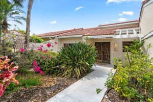 25 GLENS DR W, BOYNTON BEACH, FL