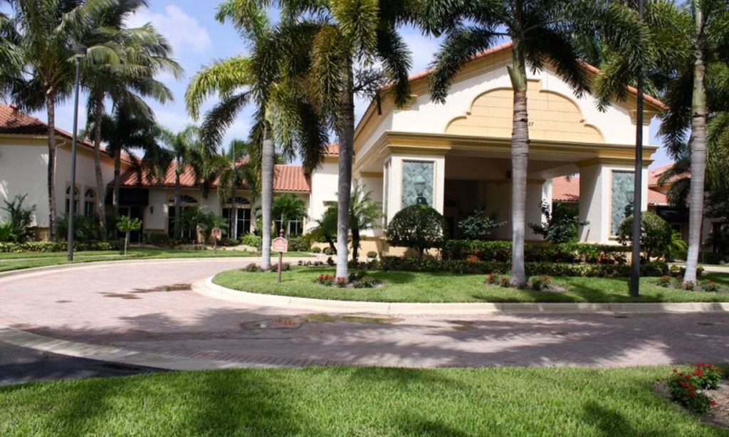 Grand Clubhouse - 18,000 Sq. Ft.