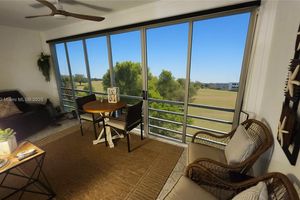 2001 VENTNOR G # 2001, DEERFIELD BEACH, FL
