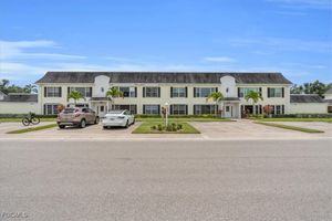 1376 S BRANDYWINE CIR APT 4, FORT MYERS, FL