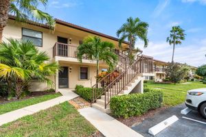 4654 LUCERNE LAKES BLVD E APT 206, LAKE WORTH, FL