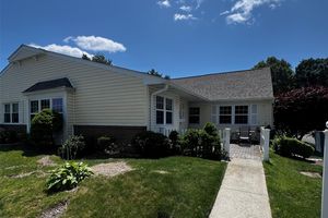 60 REVERE DR, SAYVILLE, NY