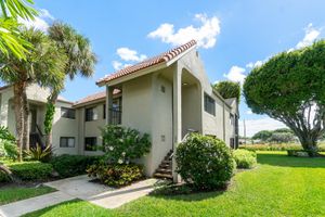 5533 FAIRWAY PARK DR APT 204, BOYNTON BEACH, FL