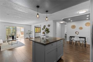 610 S CLINTON ST APT 10A, DENVER, CO