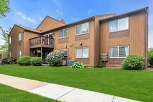 180 DRAKE WAY, ROXBURY TWP, NJ