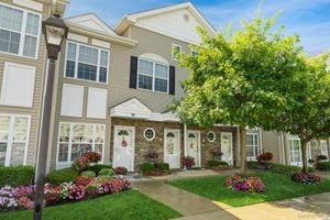 497 SPRING DR, EAST MEADOW, NY