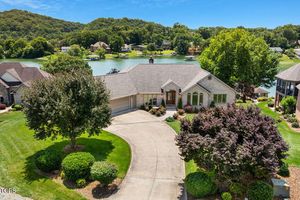 136 OOSTAGALA DR, LOUDON, TN