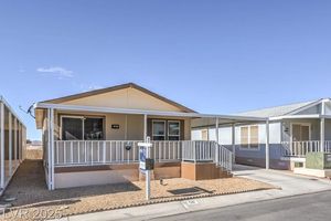 581 MONTECITO DR, PAHRUMP, NV